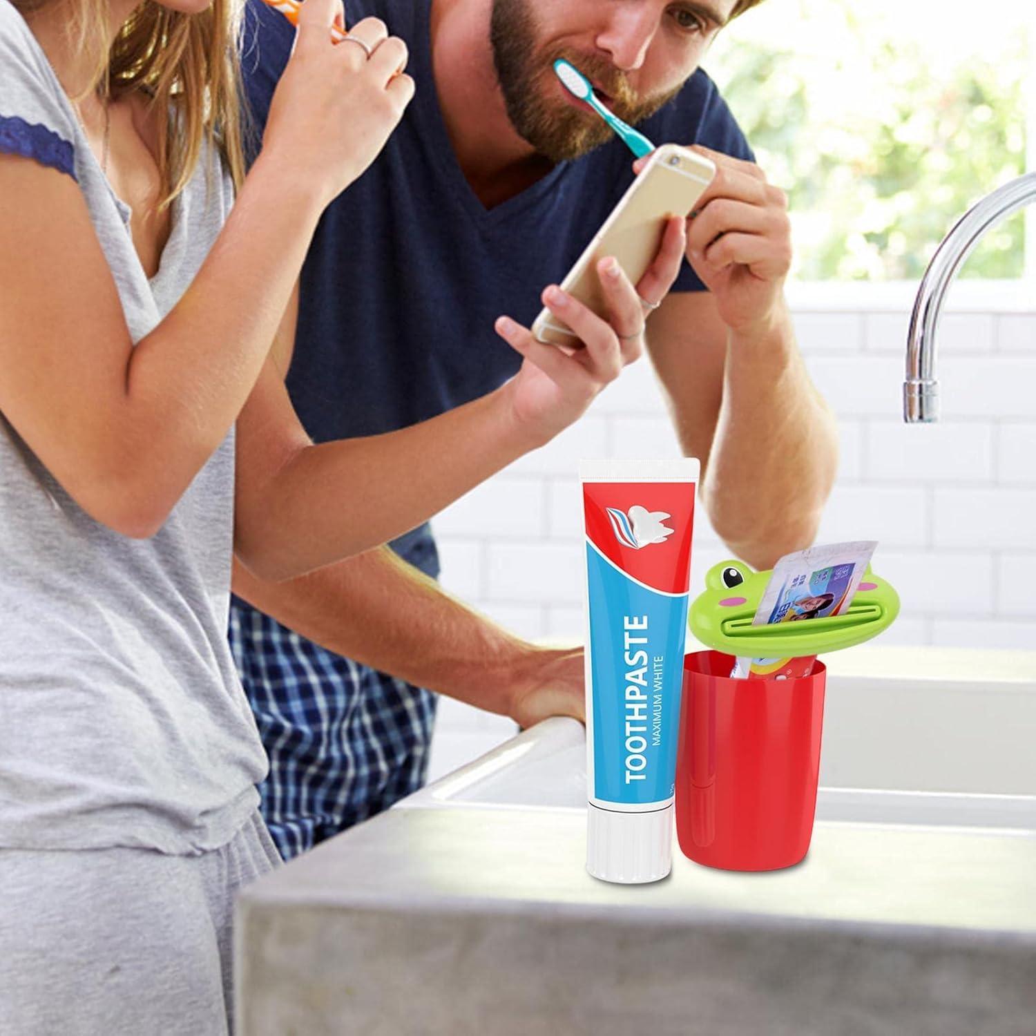 EXPRIMIDOR DE PASTA DE DIENTES EN FORMA DE FIGURAS